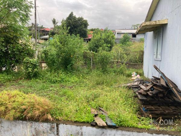 MAISON 86M²-3CH SUR 353M² DE TERRAIN A STE MARIE Sainte-Marie (97438)