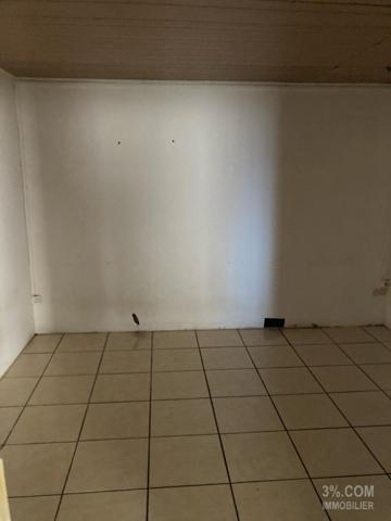 MAISON 86M²-3CH SUR 353M² DE TERRAIN A STE MARIE Sainte-Marie (97438)