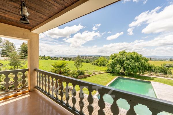 Magnifique Demeure avec vue et Terrain constructible