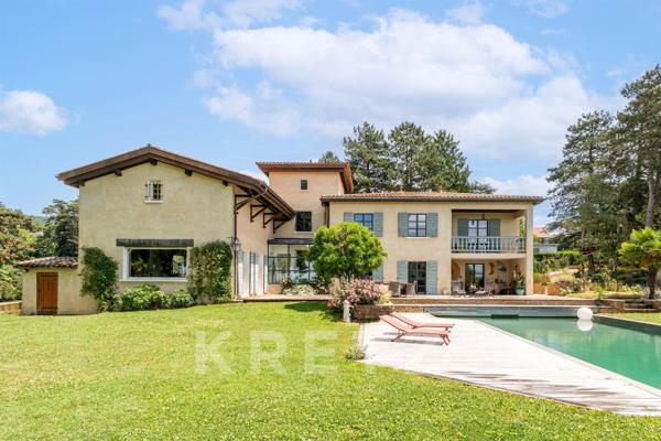 Magnifique Demeure avec vue et Terrain constructible