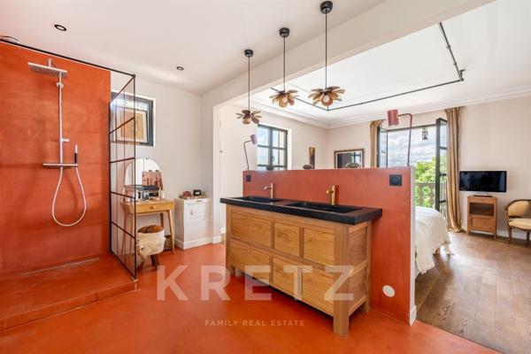 Magnifique Demeure avec vue et Terrain constructible