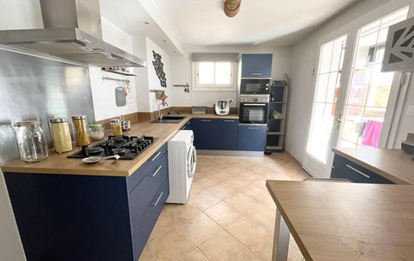 Vente Maison 2 appartements et grand garage rénové(e) Le grau-du-roi   