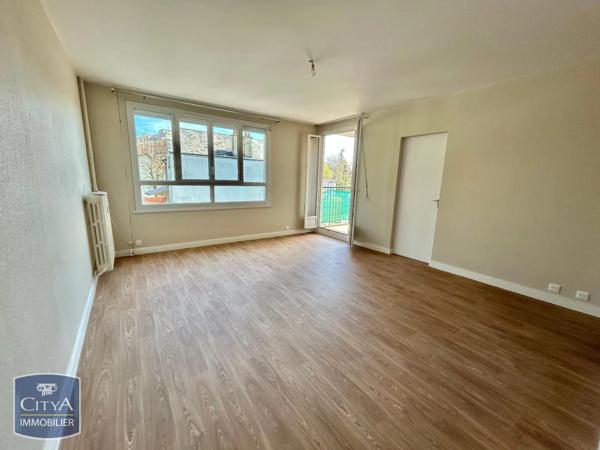Appartement à louer 2 pièces 56.55m²