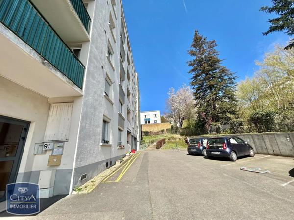 Appartement à louer 2 pièces 56.55m²