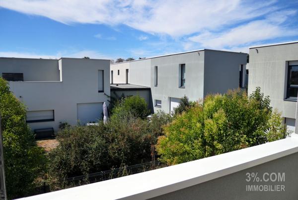 MAISON URBAINE Contemporaine 110 m² à Étage 4 CH avec JARDIN Privatif + 2 Parkings Privatifs en sous-sol Sécur Nantes (44300)