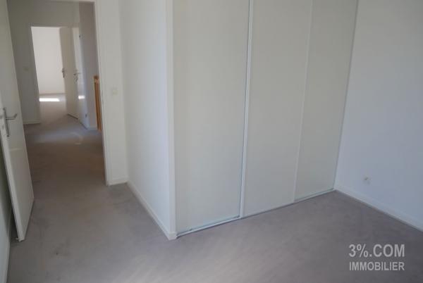 MAISON URBAINE Contemporaine 110 m² à Étage 4 CH avec JARDIN Privatif + 2 Parkings Privatifs en sous-sol Sécur Nantes (44300)