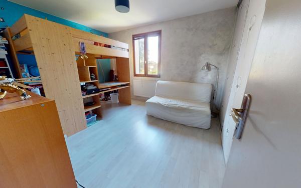 Maison à vendre    5 pièces • 114,26 m2 Vaulx-en-Velin