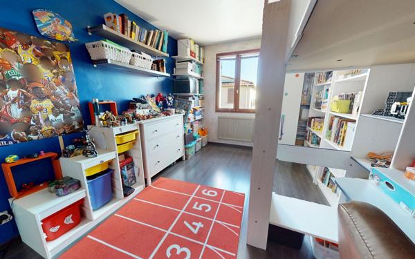 Maison à vendre    5 pièces • 114,26 m2 Vaulx-en-Velin