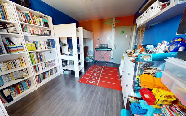 Maison à vendre    5 pièces • 114,26 m2 Vaulx-en-Velin