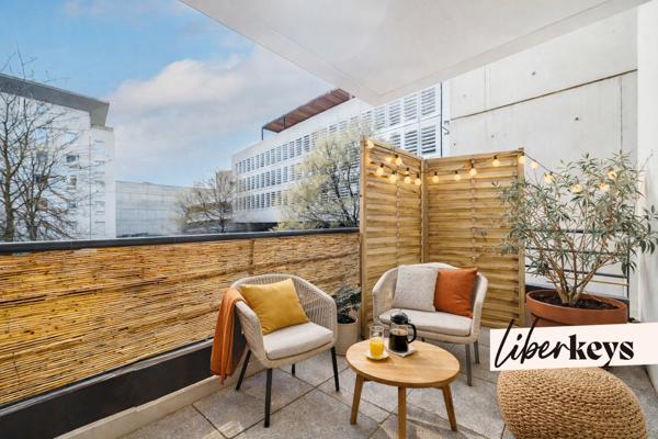 Grand appartement T3 traversant de 82m² - Coeur quartier Vaise