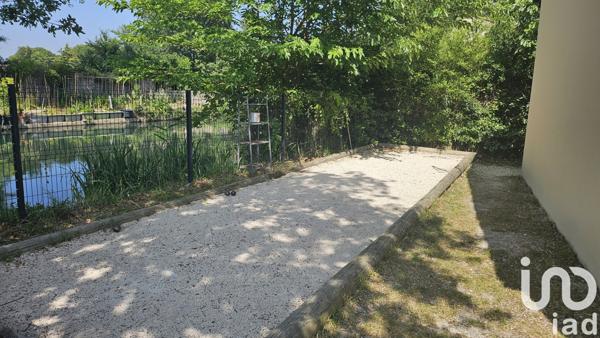 Maison à vendre 6 pièces 120 m² Saint-Saturnin-lès-Avignon