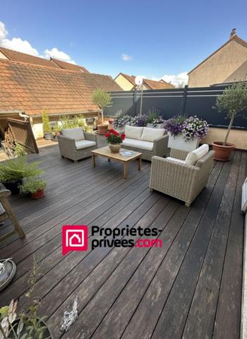 Maison de 6 pièces 107 m² 4 chambres et 1 bureau à Roissy-en-France