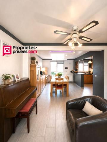 Maison de 6 pièces 107 m² 4 chambres et 1 bureau à Roissy-en-France