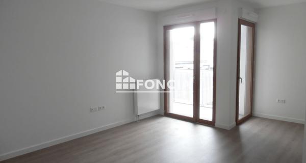 Location Studio 28.62 m² - Montreuil 93100