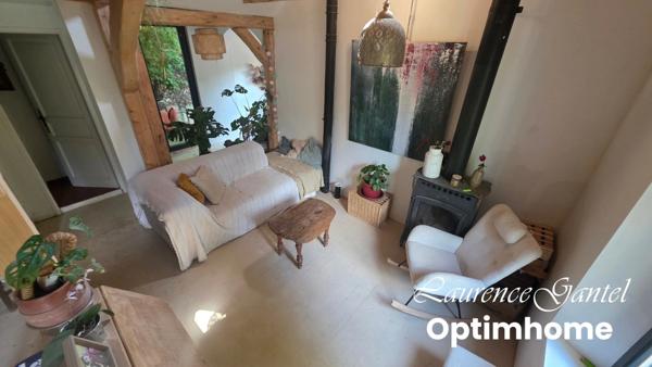 Maison atypique avec dépendance sur 1 550 m², sans vis-à-vis, à Barrême