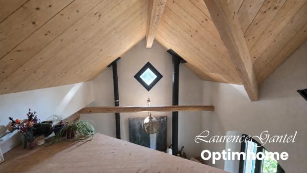 Maison atypique avec dépendance sur 1 550 m², sans vis-à-vis, à Barrême