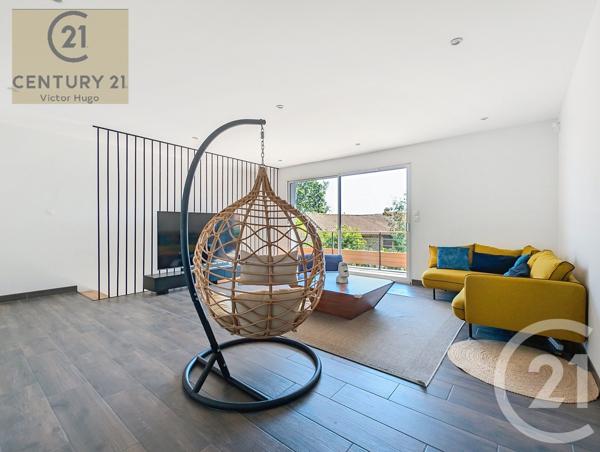 Maison à vendre  9 pièces - 242,96 m 2   LIMOGES  - 87