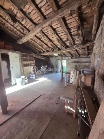 Votre prochain chez vous ou votre résidence secondaire à petit prix !
Cette maison en pierre de 90 m2 habitable est située dans un hameau sympathique et calme sur la commune de Saint Bonnet de Bellac (87300).

- Au rez-de-chaussée, une pièce de vie de 29 m2, une SDB de 6.5 m2 avec douche, meuble simple vasque et WC, 
Un palier après 4 marches dessert une pièce servant de chambre mais de seulement 7.3 m2 puis un salon lumineux de 15 m2 suivi d’une possible cuisine extérieure en travaux avec sortie sur le terrain. 

- À l'étage, 2 grandes chambres de 16 m2 chacune.

L'ensemble des ouvertures est en double vitrage PVC (hormis dans une chambre). 

- Deux grandes dépendances attenantes de 44 et 60 m2, cette dernière contenant un cellier fermé de 11.9 m2 accueillant le ballon d'eau chaude, un WC et les branchements nécessaires en eau et électricité. 

- Cette maison nécessite des travaux mais offre de grandes possibilités d'extension de la surface habitable grâce à ses dépendances, d'ailleurs, il est à noter qu'une ouverture a été créée pour relier la pièce de vie avec la grange de 44 m2 (alimentée en eaux et électricité).

Le terrain de 374 m2 situé en hauteur par rapport à la route ajoute une certaine intimité. 
Également, une terrasse de 18 m2 bétonnée avec barbecue et bac à eau est bien agréable.
Le stationnement est possible devant la grange.

Les bâtiments sont sains et une grande partie de la toiture a été refaite depuis 2010. 
Raccordement au tout à l'égout. 

Toutes nécessités à environ 10kms.

Non soumise au DPE, chauffage inexistant, toutefois la cheminée est tubée pour accueillir un poêle à granulés.

Prix du bien : 45 000,00 €
Les honoraires d'agence sont à la charge du vendeur.

Les informations sur les risques auxquels ce bien est exposé sont disponibles sur le site Géorisques : www.georisques.gouv.fr

Contact : 0621062197
Mail : d.oesterreicher@bskimmobilier.com

—----------

Your next home or second home at a low price!
This 90 m² stone house is located in a pleasant and quiet hamlet in the commune of Saint Bonnet de Bellac (87300).

On the ground floor, there is a 29 m² living room, a 6.5 m² bathroom with shower, single sink unit and toilet.
A landing after 4 steps leads to a room used as a bedroom but only 7.3 m² in size, then a bright 15 m² lounge followed by a possible outdoor kitchen under construction with access to the grounds. 

Upstairs, there are 2 large bedrooms, each 16 m² in size.

All windows are double-glazed PVC (except in one bedroom). 

Two large adjoining outbuildings of 44 and 60 m², the latter containing a closed storeroom of 11.9 m² housing the hot water tank, a WC and the necessary water and electricity connections.

This house requires some work but offers great potential for extending the living space thanks to its outbuildings. It should be noted that an opening has been created to connect the living room with the 44 m² barn (supplied with water and electricity).

The 374 m² plot of land, located above the road, adds a certain amount of privacy. 
There is also a pleasant 18 m² concrete terrace with a barbecue and water tank. 
Parking is available in front of the barn.

The buildings are in good condition and much of the roof has been redone since 2010. 
Connected to mains drainage. 

All amenities within approximately 10km away.

Not subject to energy performance certification, no heating, however the chimney is lined to accommodate a wood-burning stove.

Property price: €45,000
Agency fees payable by the seller.

Contact: 0621062197
Email: d.oesterreicher@bskimmobilier.com