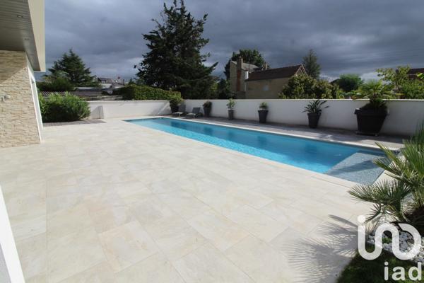 Maison à vendre 7 pièces 186 m² Châtellerault