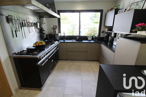 Maison à vendre 7 pièces 186 m² Châtellerault