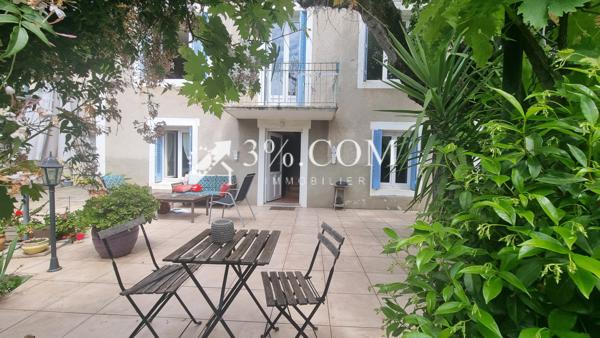 Maison 8 pièce(s) 4 chambre(s) 240 m²