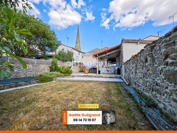 MAISON ANCIENNE A SAINT LAURENT SUR SEVRE (85)