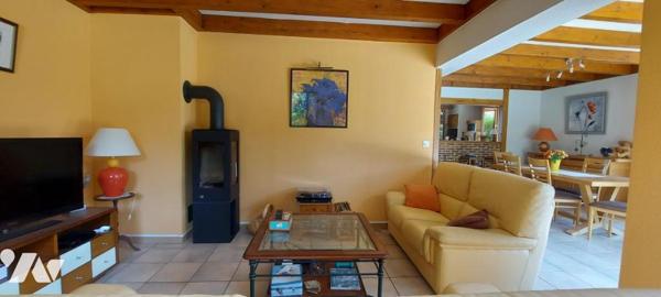 MAISON FRANOIS 4 CH + PISCINE