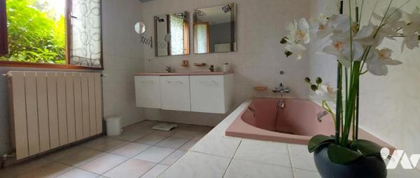 MAISON FRANOIS 4 CH + PISCINE