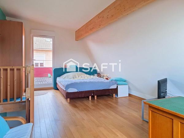Maison de trois pièces en duplex