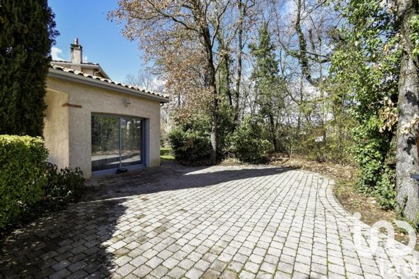 Maison traditionnelle 5 pièces de 150 m² à Léguevin (31490)