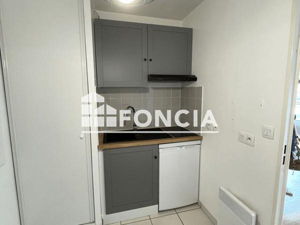 Location Studio 29.9 m² - 1 RUE DE LOURDINES Rouen 76100