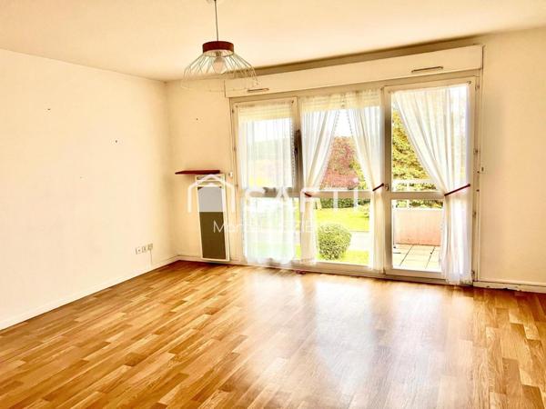 Studio "Senior" très bon état;bon rendement....ou pour en jouir.