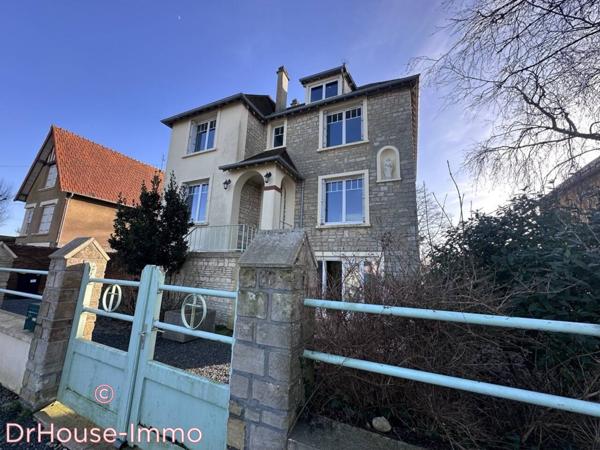 Maison à vendre 9 pièces de 235 m²