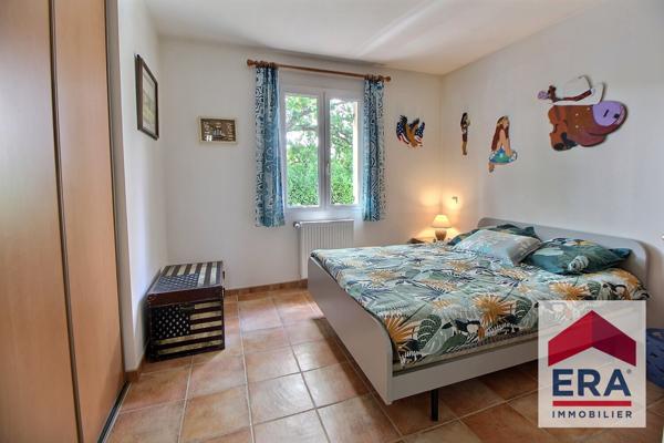Maison charmante à vendre à Lapalud - 4 pièces, piscine