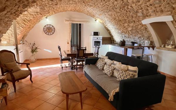 Appartement à vendre    2 pièces • 61 m2 Forcalquier