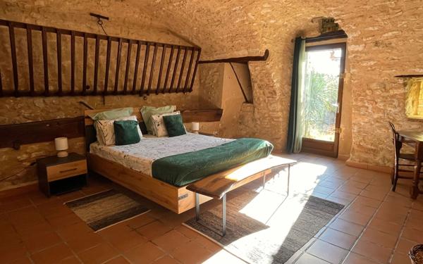 Appartement à vendre    2 pièces • 61 m2 Forcalquier