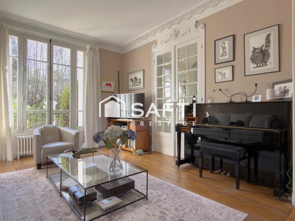 Chaleureuse maison de maître / buttes à Créteil