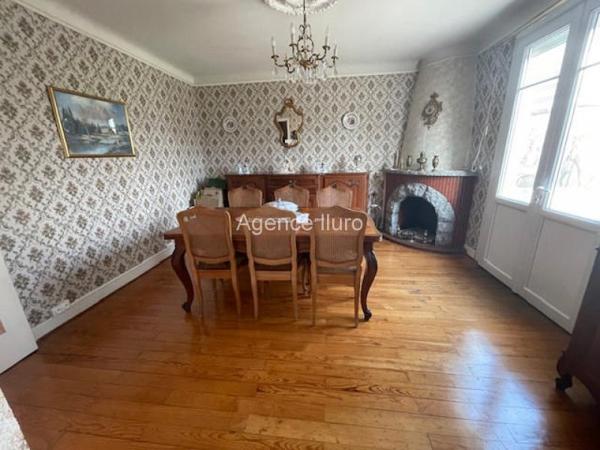 Maison - Oloron-sainte-marie - Réf.:205379 - MAISON T6 AVEC JARDIN ET GARAGE DANS SECTEUR RECHERCHE *** SOUS COMPROMIS ***