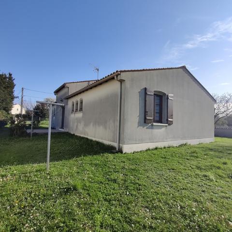 Maison  4 pièce(s)  3 chambre(s)  108 m²