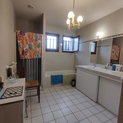 Maison  4 pièce(s)  3 chambre(s)  108 m²