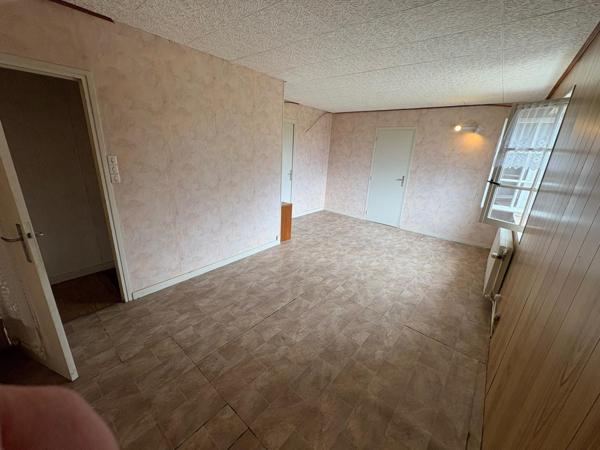 Maison à MONTCEAU-LES-MINES, 71300 - 4 pièces 104m²