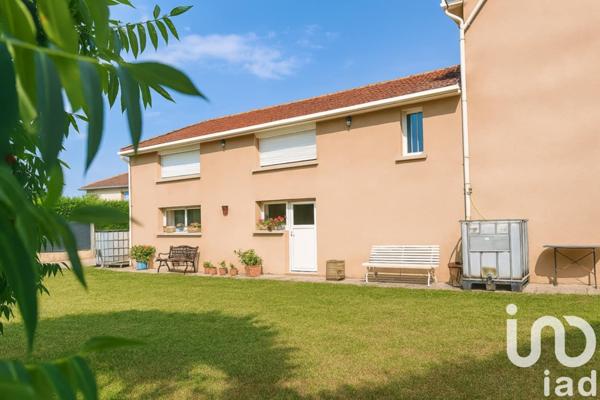 Maison à vendre 6 pièces 105 m² Saint-Romain-le-Puy
