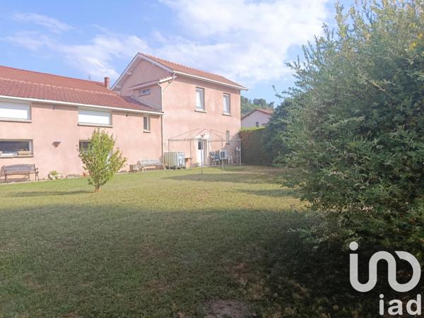 Maison à vendre 6 pièces 105 m² Saint-Romain-le-Puy
