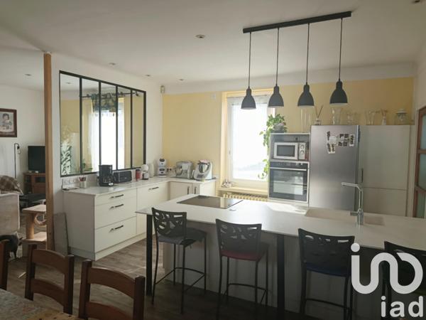 Maison à vendre 6 pièces 105 m² Saint-Romain-le-Puy