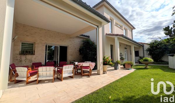 Maison à vendre 6 pièces 218 m² Montélimar