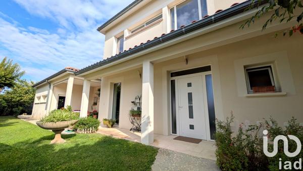 Maison à vendre 6 pièces 218 m² Montélimar