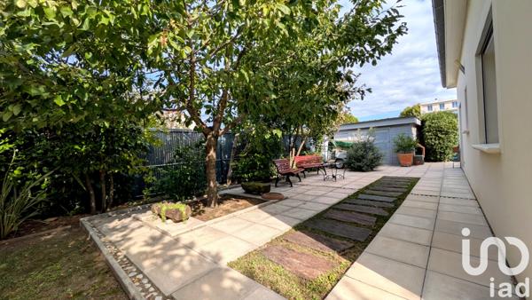 Maison à vendre 6 pièces 218 m² Montélimar
