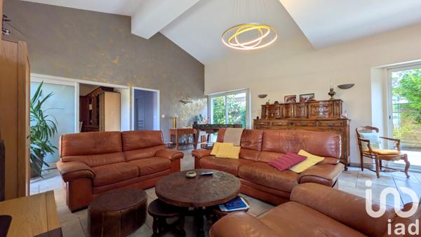 Maison à vendre 6 pièces 218 m² Montélimar