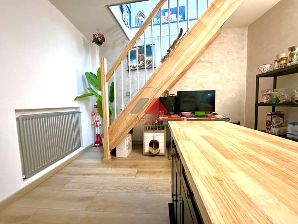 8 PIECES 210M2 A VENDRE: TALLARD(05130) MAISON DE VILLAGE 5 CHAMBRES