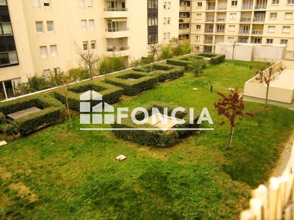 Location Appartement 2 pièces 35.2 m² - 36 BD JEAN MOULIN Marseille 13005